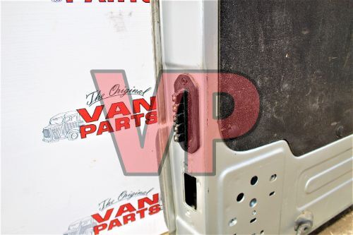 Master Movano NV400 - Drivers Right Side Sliding Door in Silver O/S