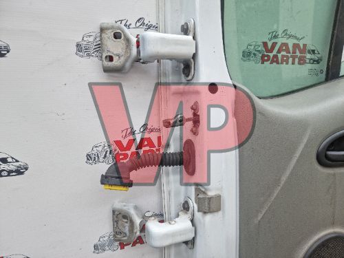 VIVARO TRAFIC PRIMASTAR - Drivers  Right O/S Manual Front Door White (01-14)