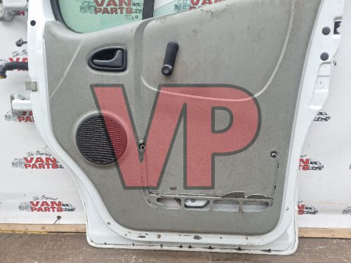 VIVARO TRAFIC PRIMASTAR - Drivers  Right O/S Manual Front Door White (01-14)