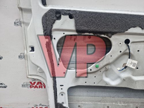 Mercedes Vito W639 - Passenger Left N/S Front Door White (03-14)