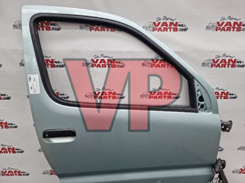 TOYOTA Hiace - Drivers Right O/S Front Door Green (96-07)