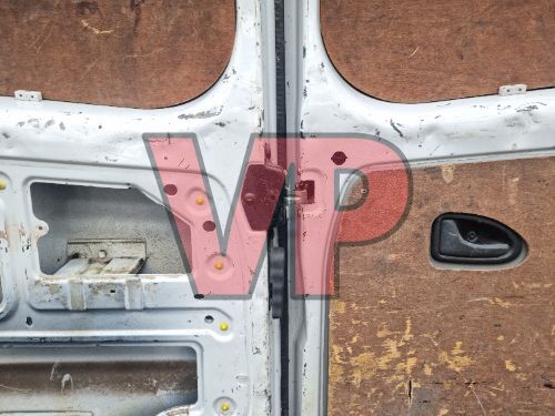 VIVARO TRAFIC PRIMASTAR - Left Right Rear Doors PAIR White (01-14)