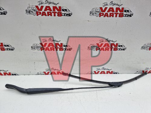 Master Movano NV400 - Drivers Right O/S Wiper Arm (10-On) Genuine